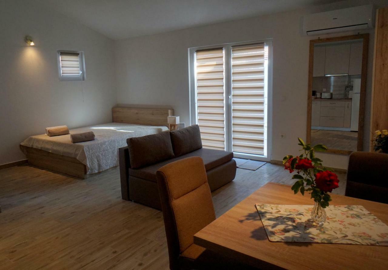 Apartments Sanja 제제라 외부 사진